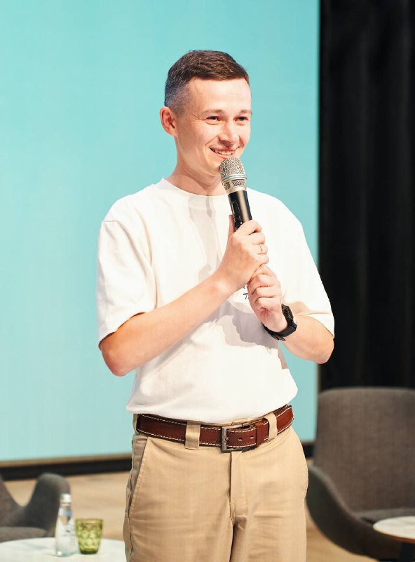 Фото Директор покинул улан-удэнскую гимназию ради Москвы 