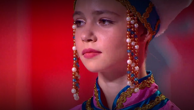 Фото Девочка из Перми показала "Цветок Байкала" на центральном телеканале