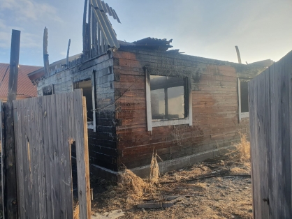 Фото СК в Бурятии расследует гибель двух человек в сгоревшем доме