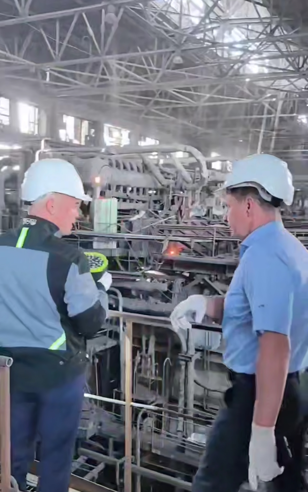 Фото Мэр Улан-Удэ Игорь Шутенков проверил подготовку ТЭЦ-1 к отопительному сезону