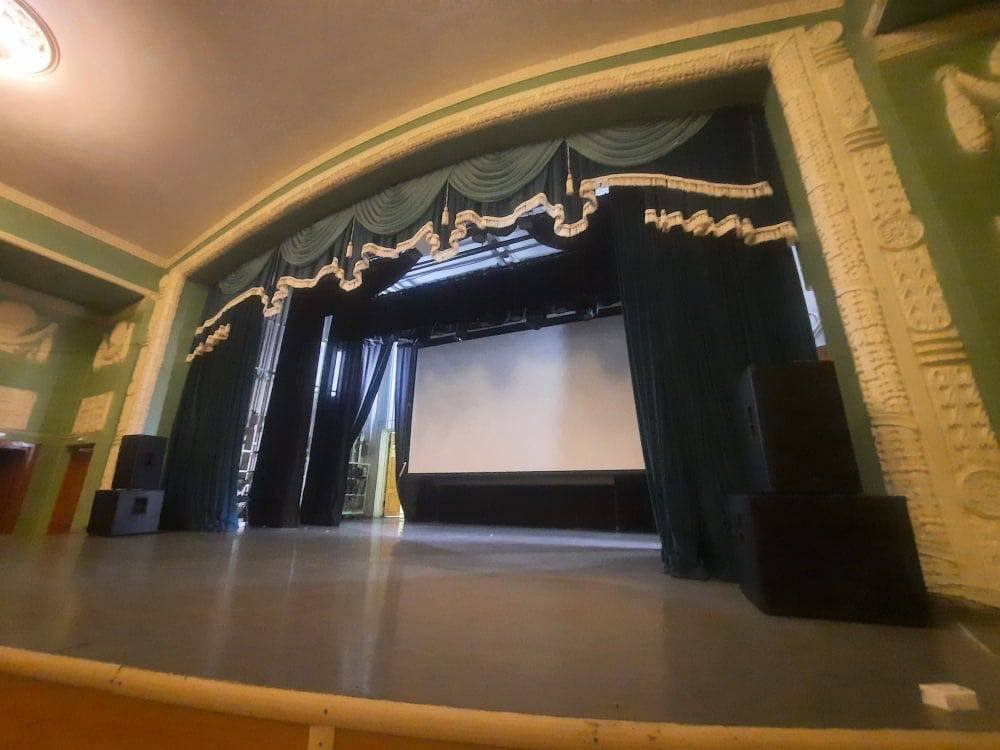 Фото На севере Бурятии откроют виртуальный концертный зал стоимостью 5,7 млн рублей