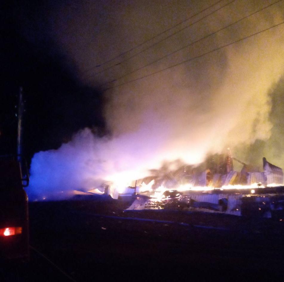 Фото На молочной ферме в Иволгинском районе Бурятии произошел крупный пожар