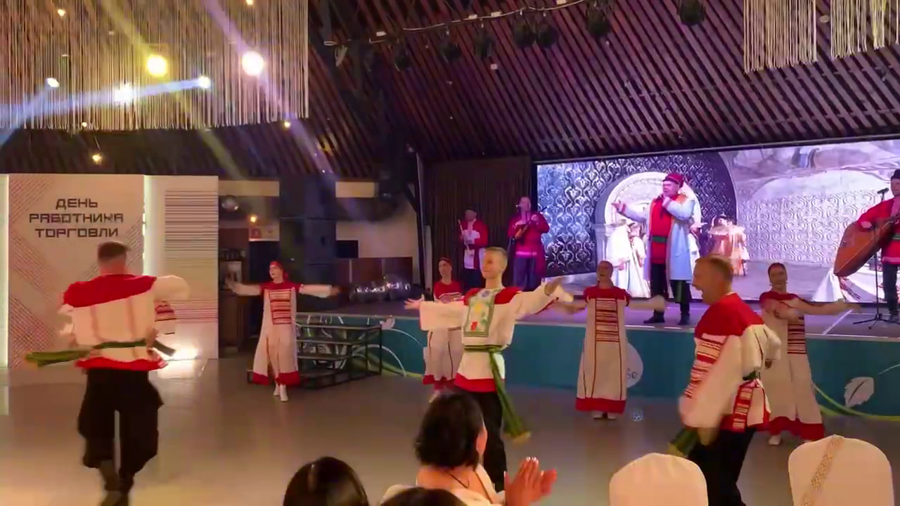 Фото В Бурятии работников торговли поздравили с профессиональным праздником