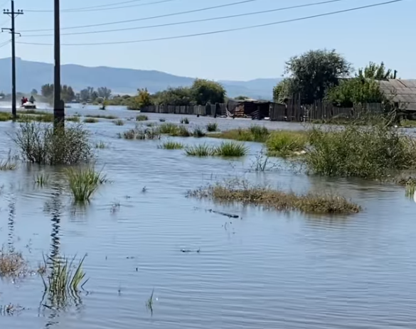 В Бурятии селу Усть-Кяхта грозит наводнение и ЧС, как в Наушках (ФОТО)