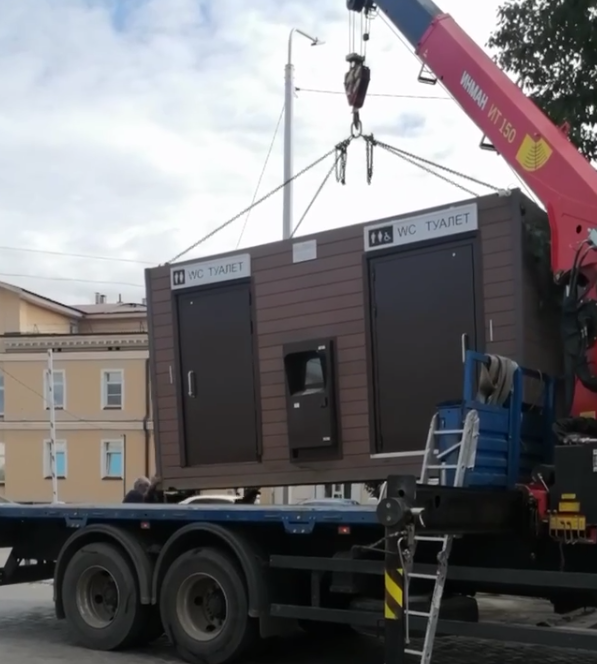 Фото В Улан-Удэ на Гостиных рядах установили новый модульный туалет