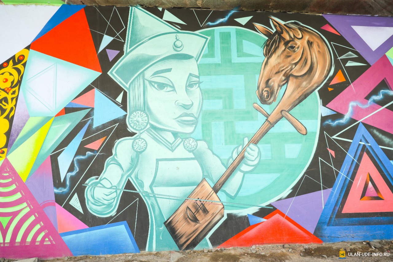Фото В Улан-Удэ могут разрешить наносить граффити на фасады зданий