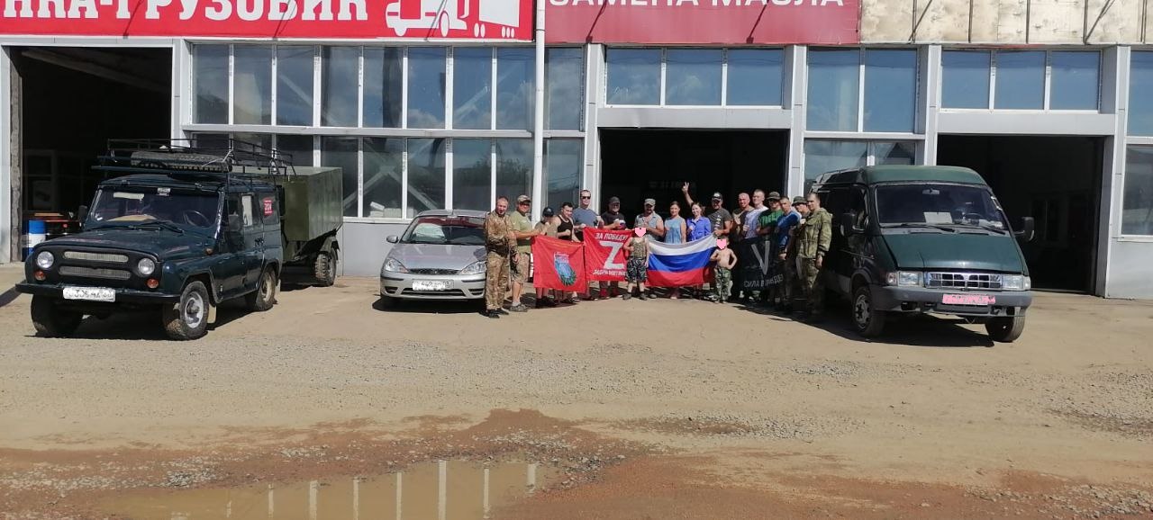 Фото Из Бурятии на СВО отправили фуру с техникой и пиломатериалом