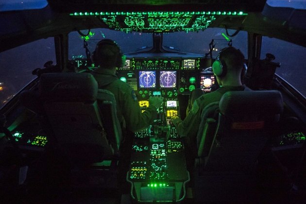 Фото Экипаж самолета в Иркутске пытались ослепить лазером