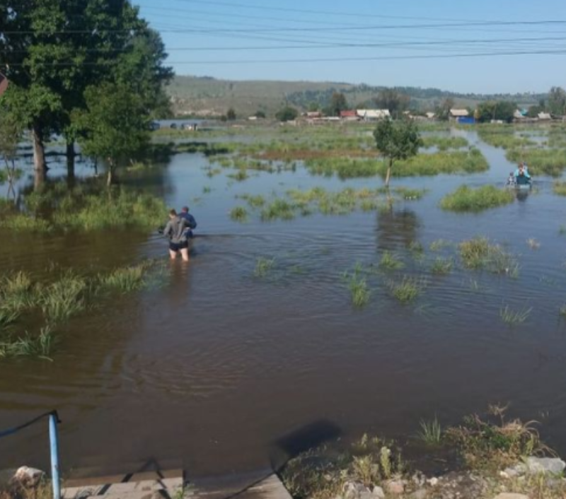 Фото В Бурятии пострадавшим от паводков дополнительно выплатят 5,56 млн рублей