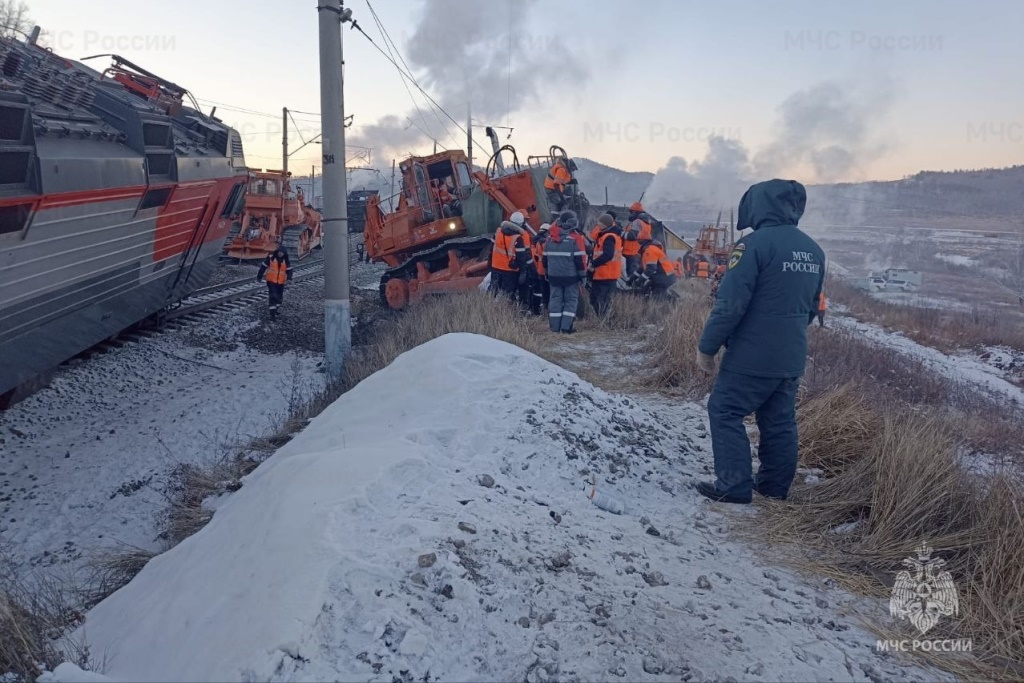 Фото Поезда через Бурятию задерживаются из-за аварии в Забайкалье
