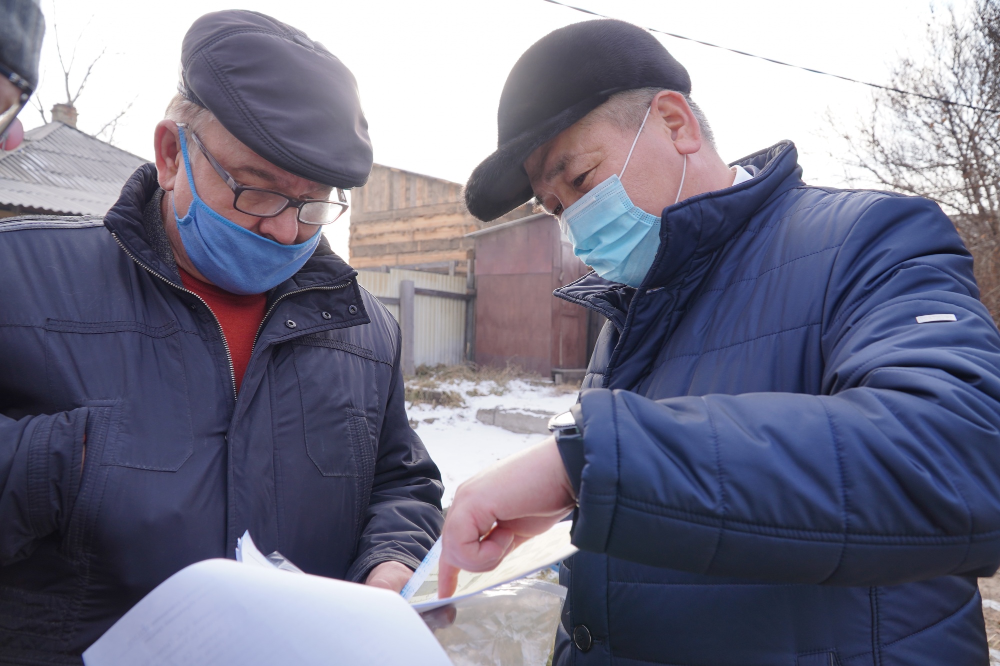 Фото Улан-удэнцы решают земельные вопросы через депутатов