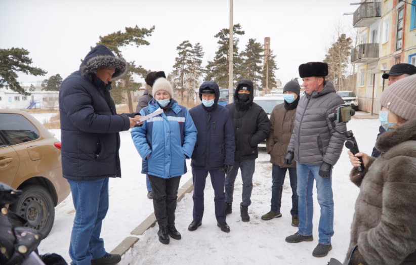 Фото В Улан-Удэ депутаты выехали в Сосновый Бор