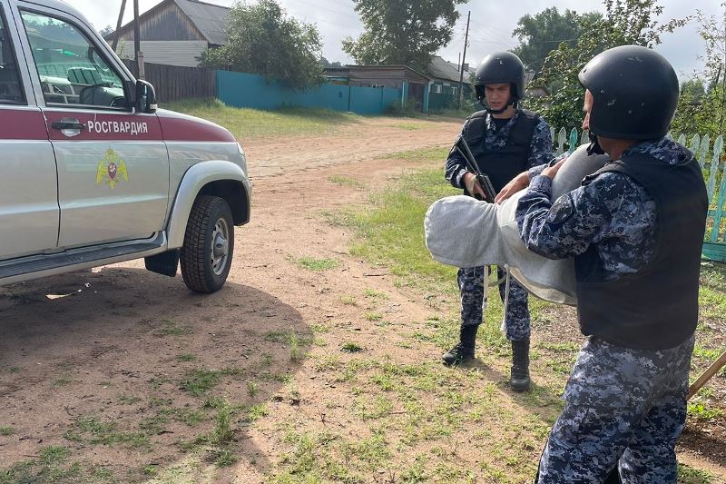 Фото В Бурятии квартирный вор попался поличным росгвардейцам