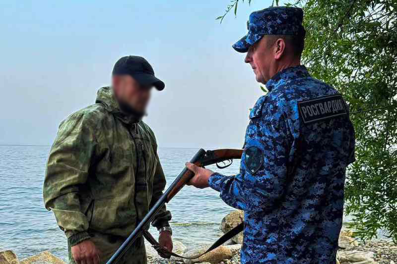 Фото Росгвардия напомнила владельцам оружия в Бурятии о соблюдении правил во время охоты