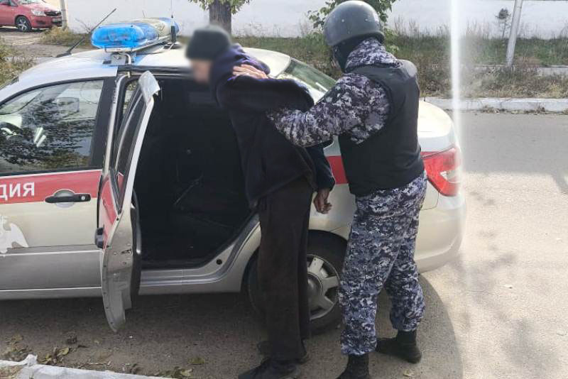 Фото В Бурятии двое взломали и обокрали жилой дом