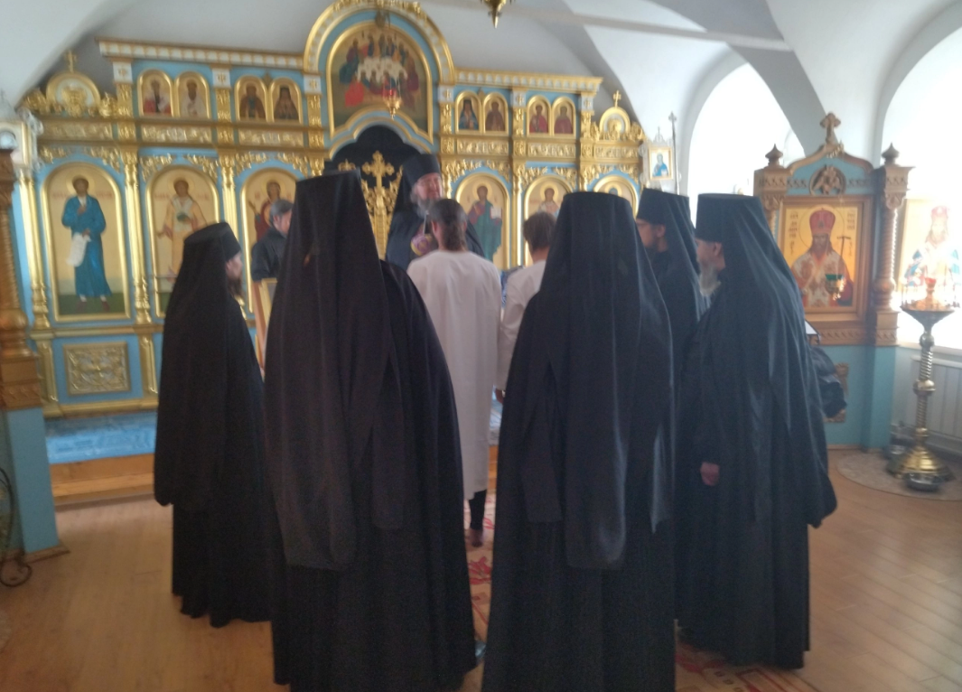 В Бурятии трое мужчин постриглись в монахи перед Пасхой | 05.05.2024 |  Новости Улан-Удэ - БезФормата