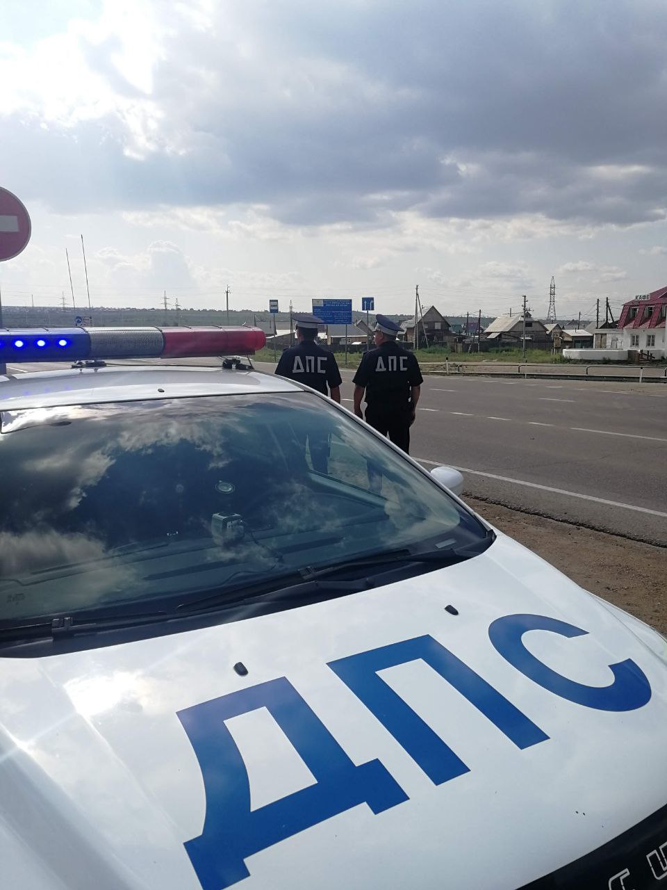 Фото В Бурятии автомобиль насмерть задавил лежащего на дороге человека