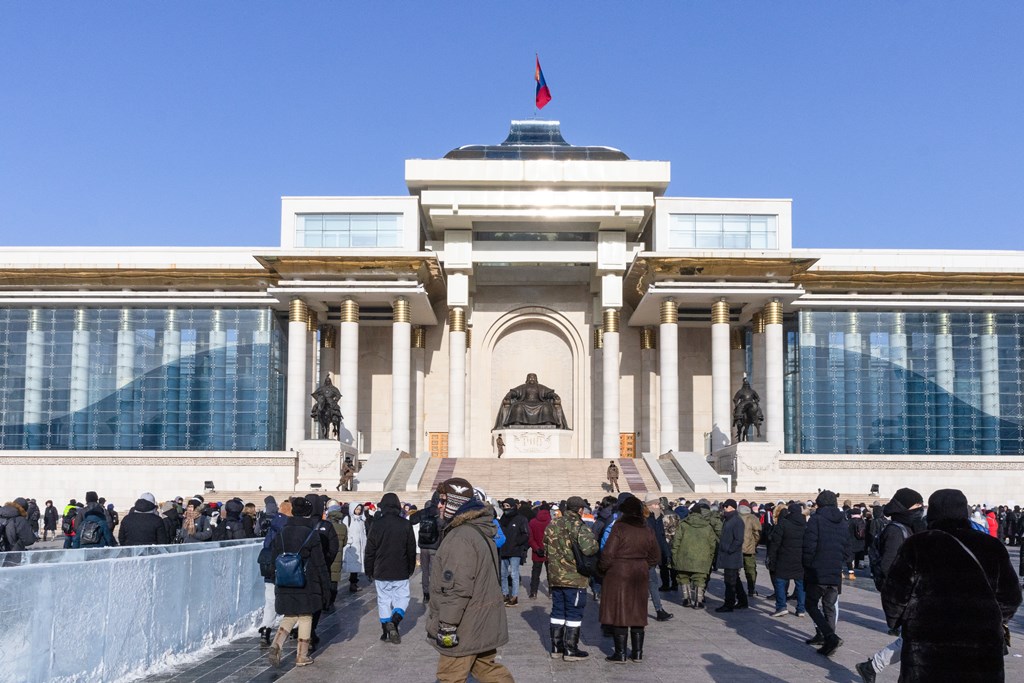 Фото Экс-президент Монголии Баттулга попал под уголовное дело о краже угля