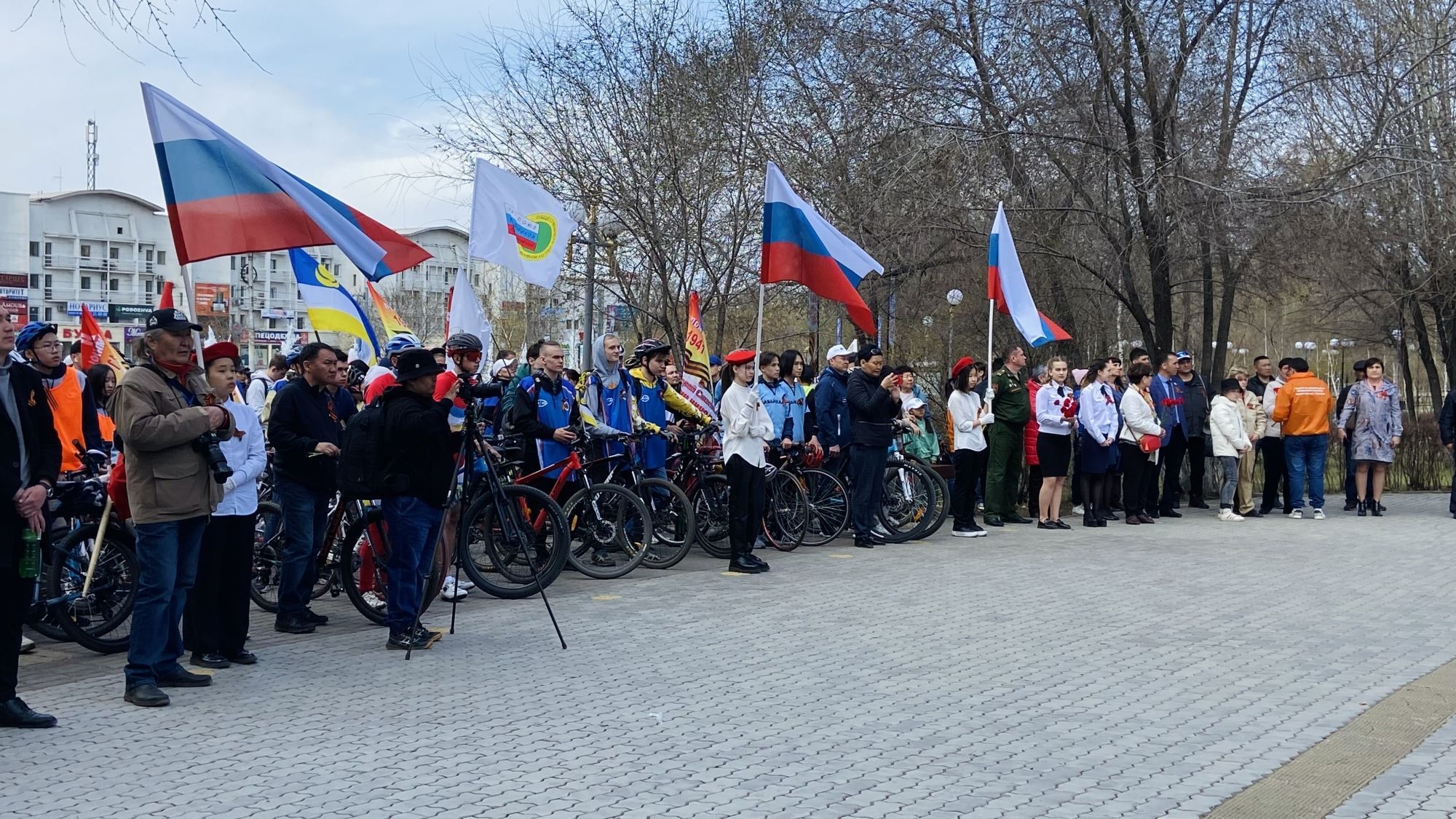 Фото В Улан-Удэ прошел XI велопробег «Звезда Победы»