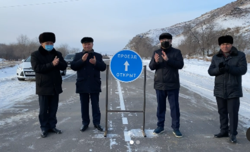 Фото В Бурятии одну за одной торжественно открывают региональные дороги (ФОТО)