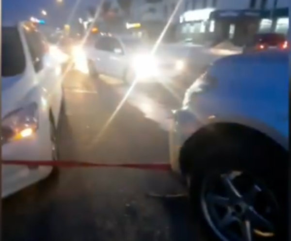Фото В Улан-Удэ водитель попал в ДТП, не заметив буксировочный трос