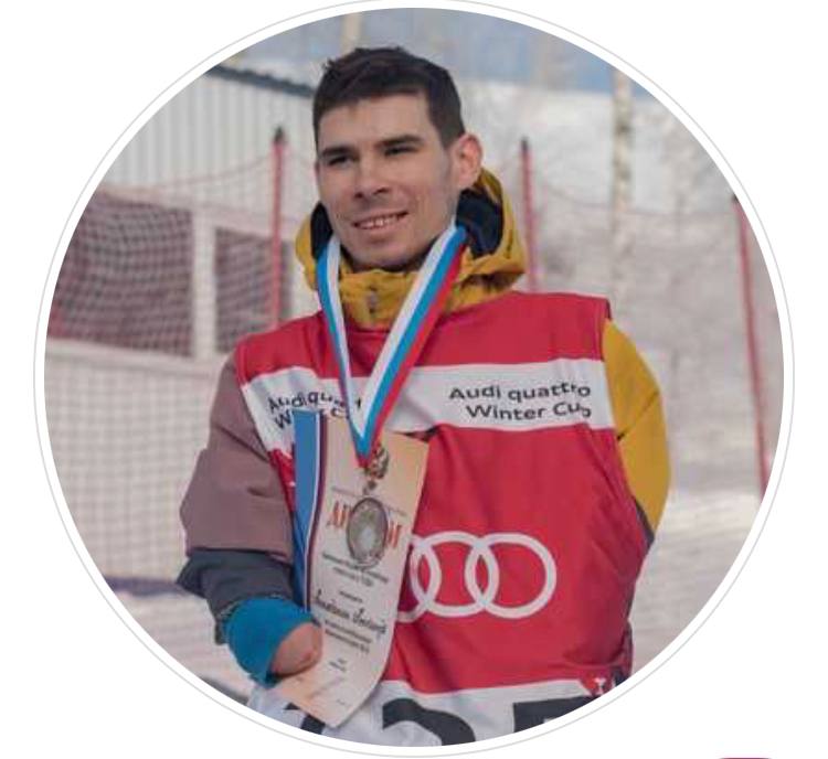 Фото Уроженец Бурятии завоевал серебро на зимних играх паралимпийцев