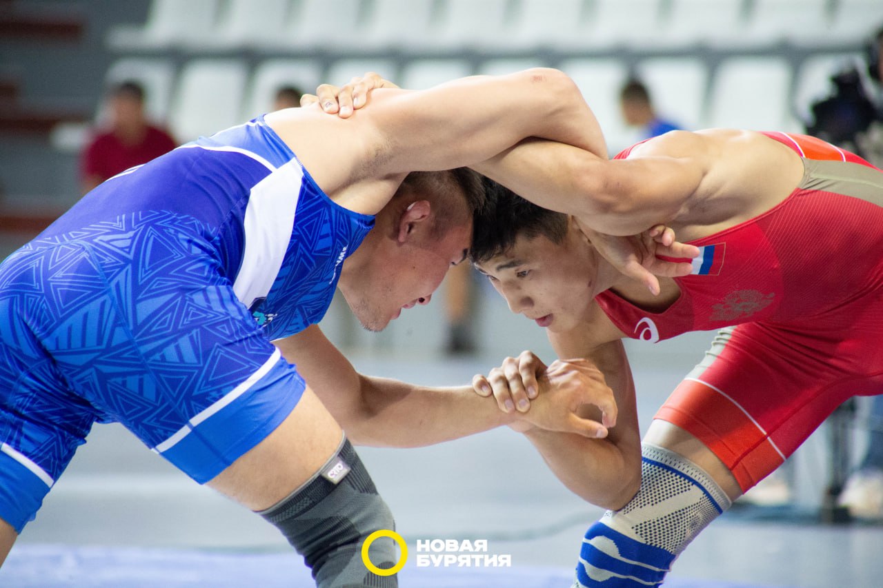 Фото Бурятские спортсмены примут участие в турнире по вольной борьбе в Якутске