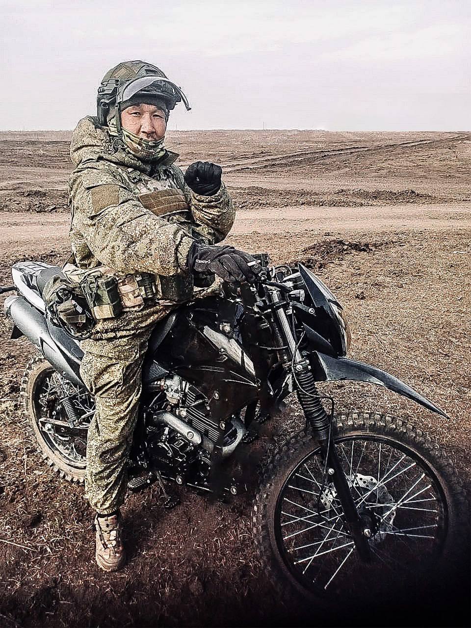 Фото Раненый боец из Бурятии спас товарищей