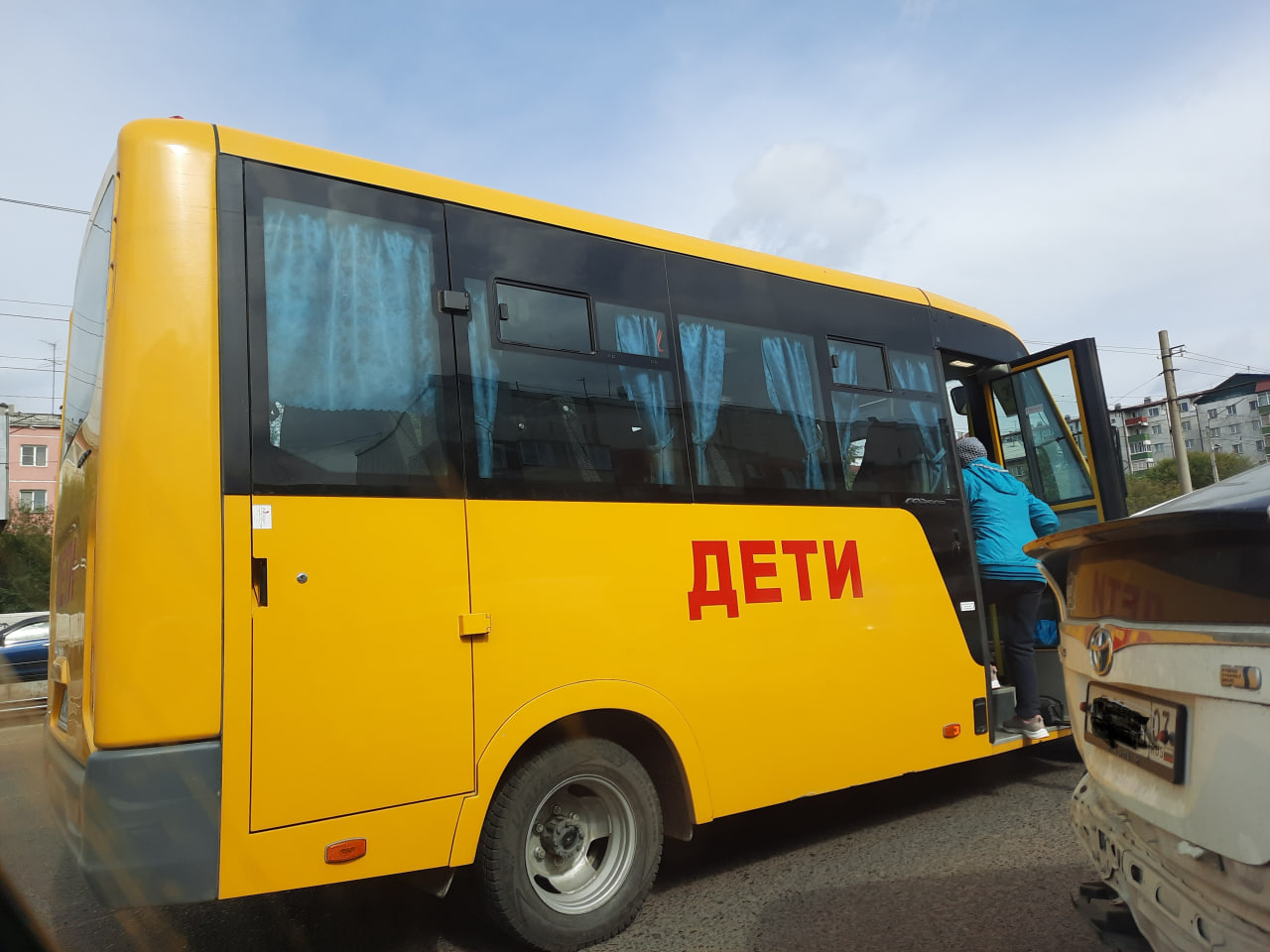 Фото Суд в Бурятии решил не штрафовать сельскую школу за автобус