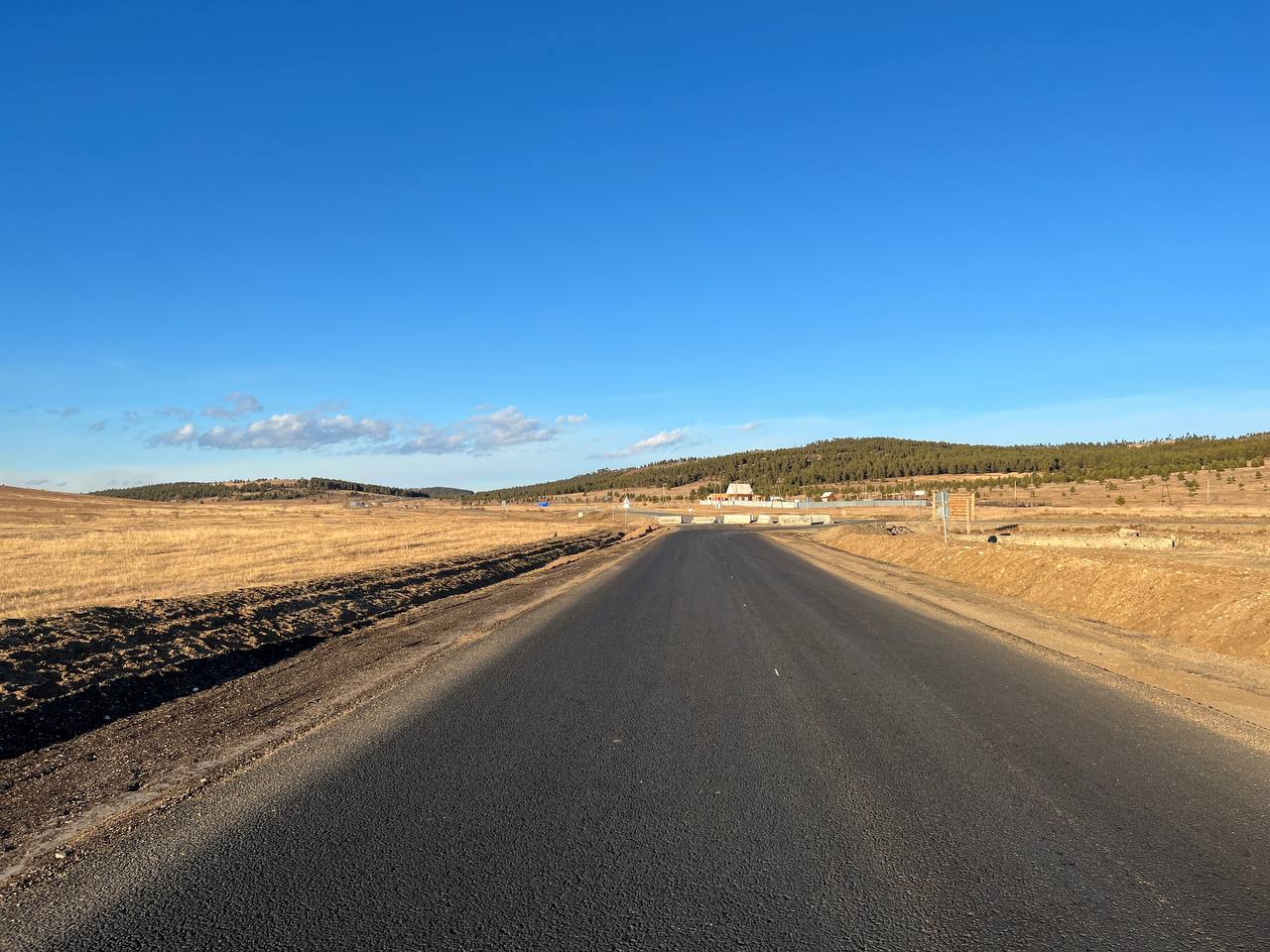 Фото В Селенгинском районе Бурятии заасфальтировали 15 км региональной дороги  