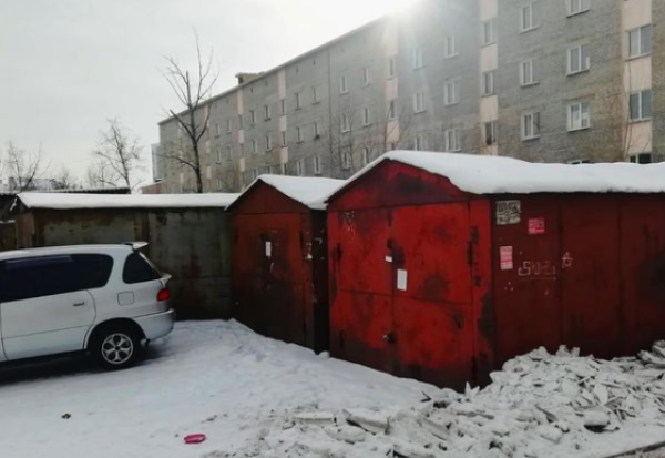 Фото Игорь Шутенков поднял вопрос о самовольно размещенных гаражах (ФОТО)