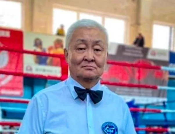 Фото Тренер по боксу стал почетным гражданином Северобайкальска