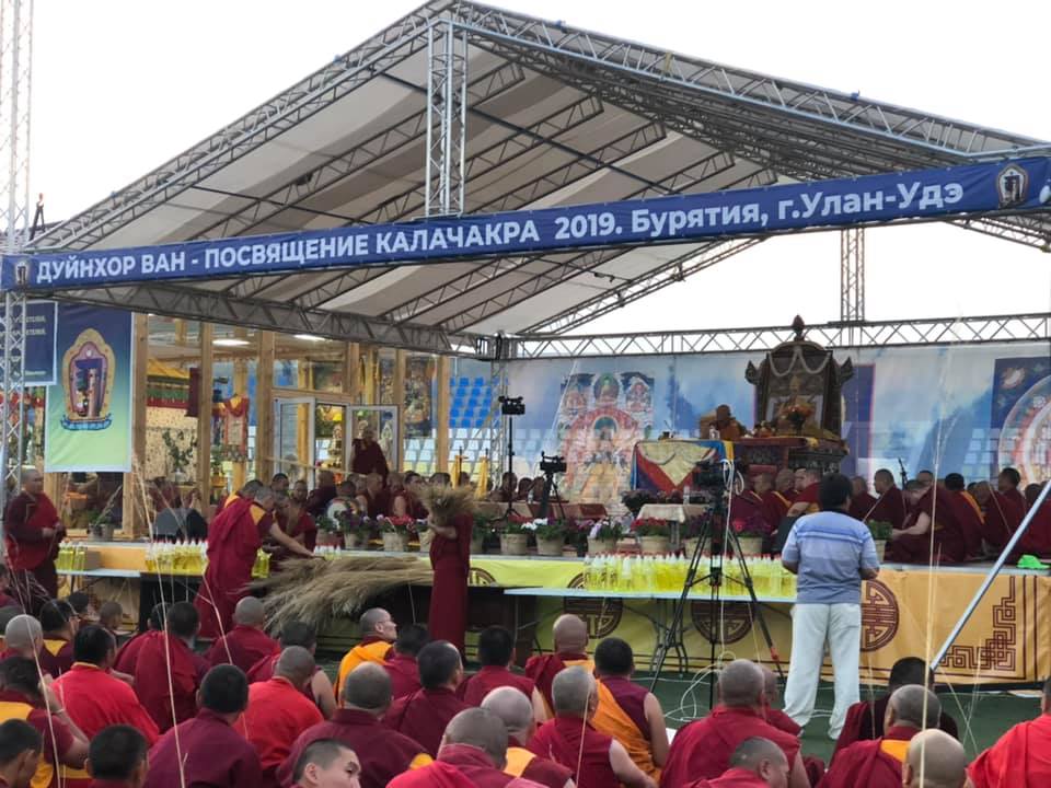 Фото В Бурятию на посвящение Калачакры прибыло более 15 тысяч паломников