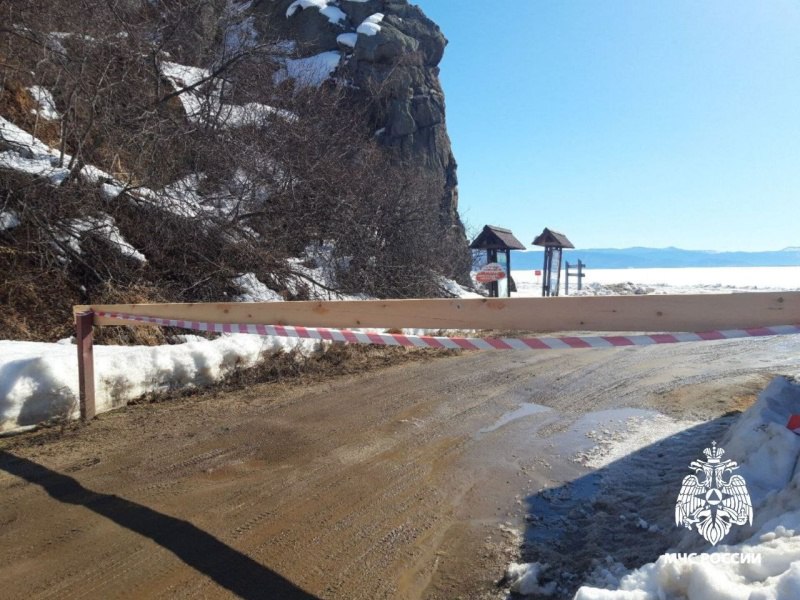 Фото На Чивыркуйском заливе в Бурятии отменили открытие ледовых переправ