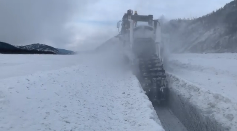 Фото В Бурятии выделено 7,4 млн рублей для распиловки льда на Селенге