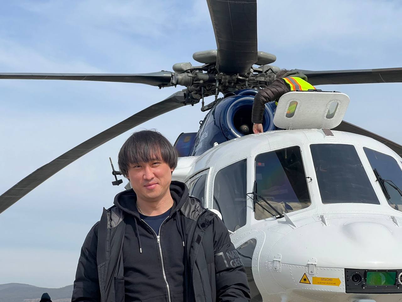 Фото Сангаджи Тарбаев оценил потенциал вертолетных экскурсий в столице Бурятии (ВИДЕО)