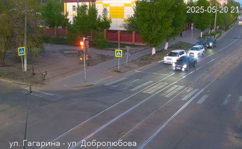 Фото За выброшенную бутылку из окна машины водитель получил реальный штраф