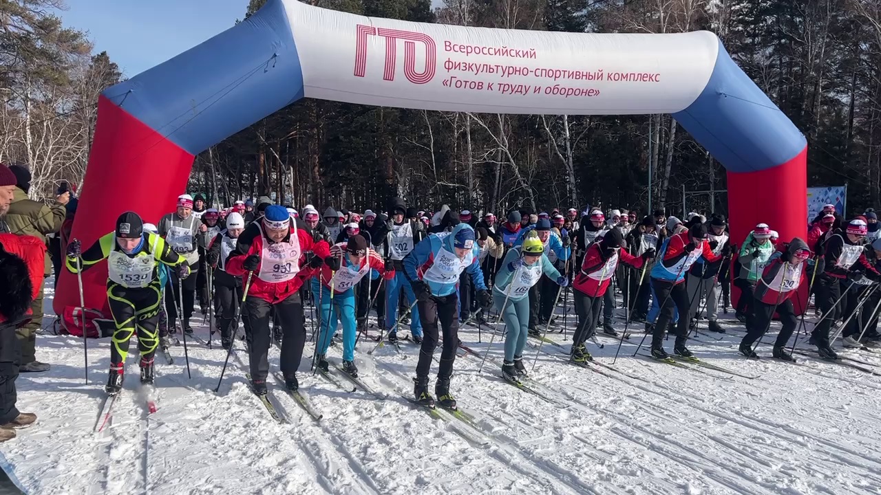 Фото В Бурятии на «Лыжню России» собралось более двух тысяч участников 