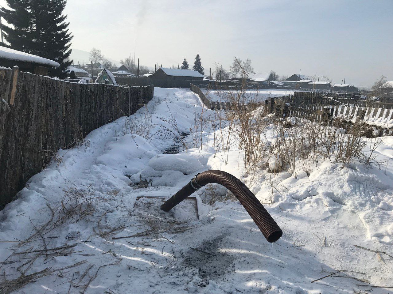 Фото В Бурятии отштрафована управляющая компания за утечку канализационных отходов