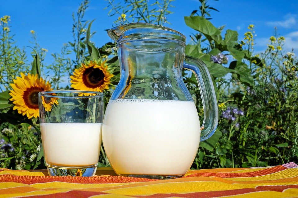 Фото В Бурятии нашли некачественное молоко и масло