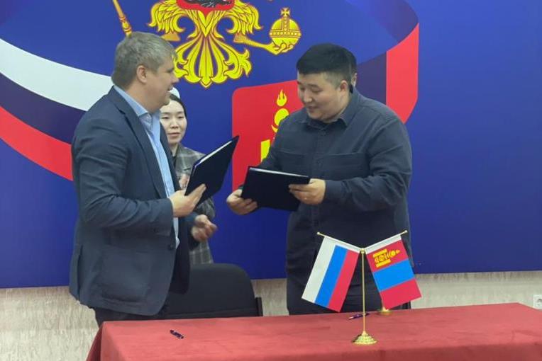 Фото 6 контрактов заключили компании из Бурятии на поставку продукции в Монголию