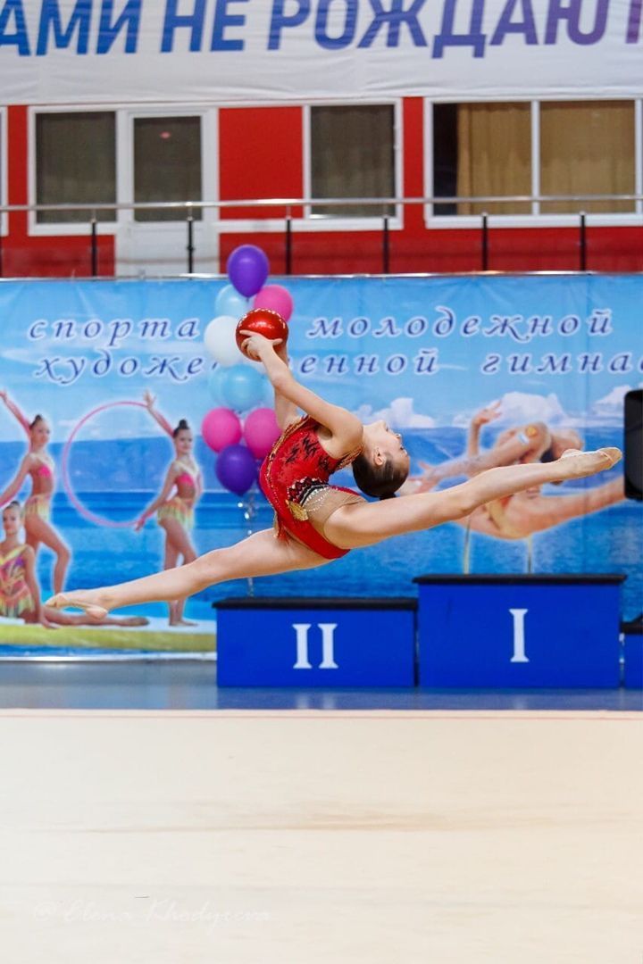 Фото Бурятские гимнастки «блеснули» на турнире «Сагаан Мунгэн» (ФОТО)