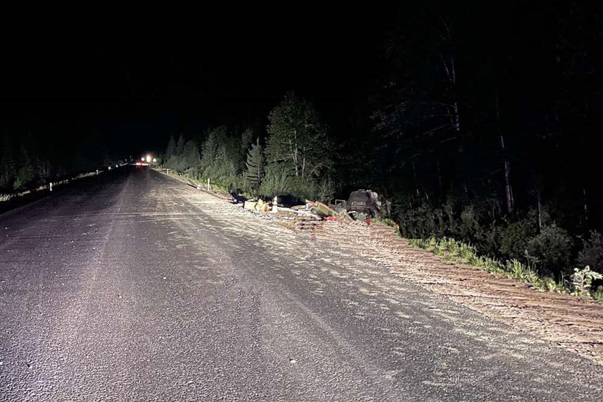 Фото В Бурятии восемь человек пострадали при опрокидывании ЗИЛа