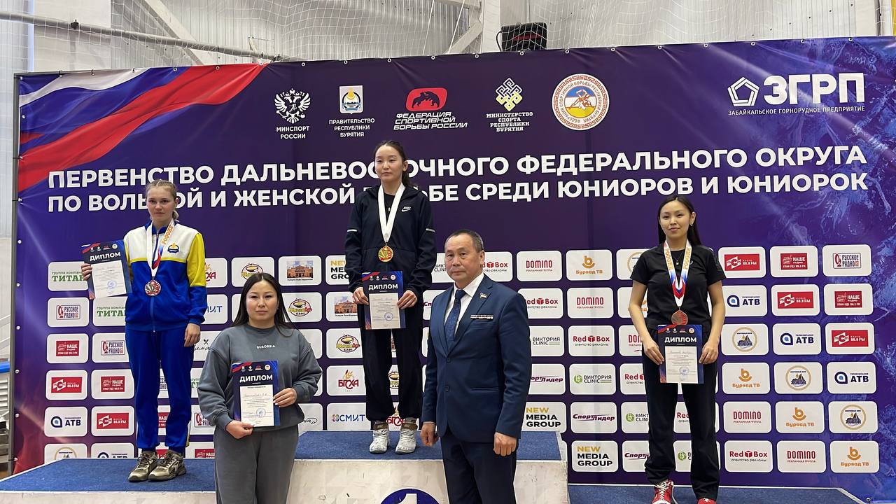 Фото Борцы сборной Бурятии завоевали 43 путёвки на первенство России