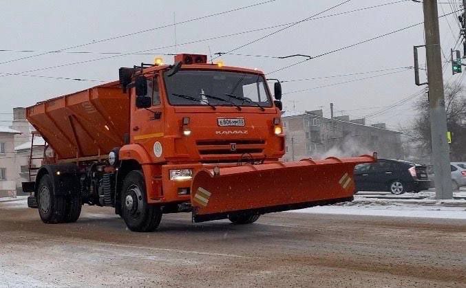 Фото В Улан-Удэ начали подсыпать улицы