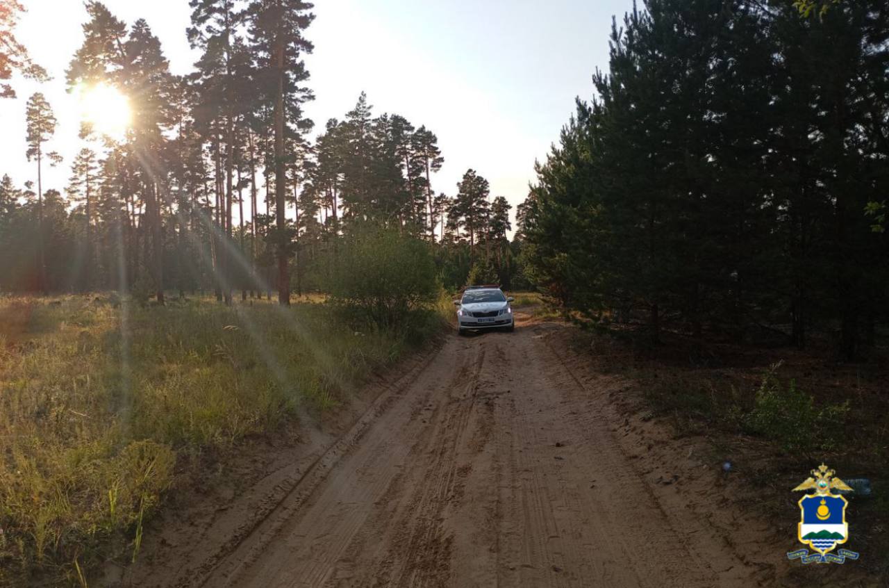 Фото В Улан-Удэ перевернулся мотоцикл с двумя детьми