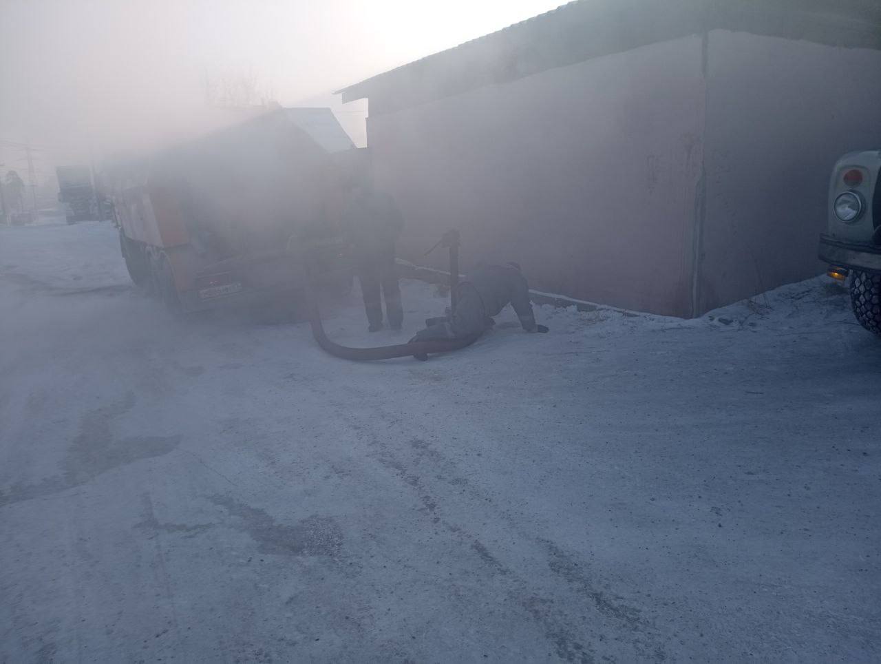 Фото В Улан-Удэ 160 частных домов остались без воды из-за утечки в колодце