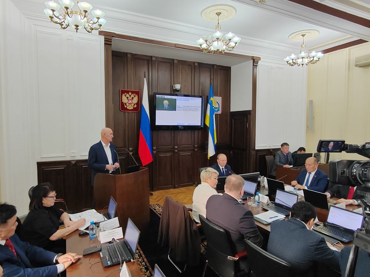 Фото Депутаты Народного Хурала намерены повысить эффективность закона о Северном завозе