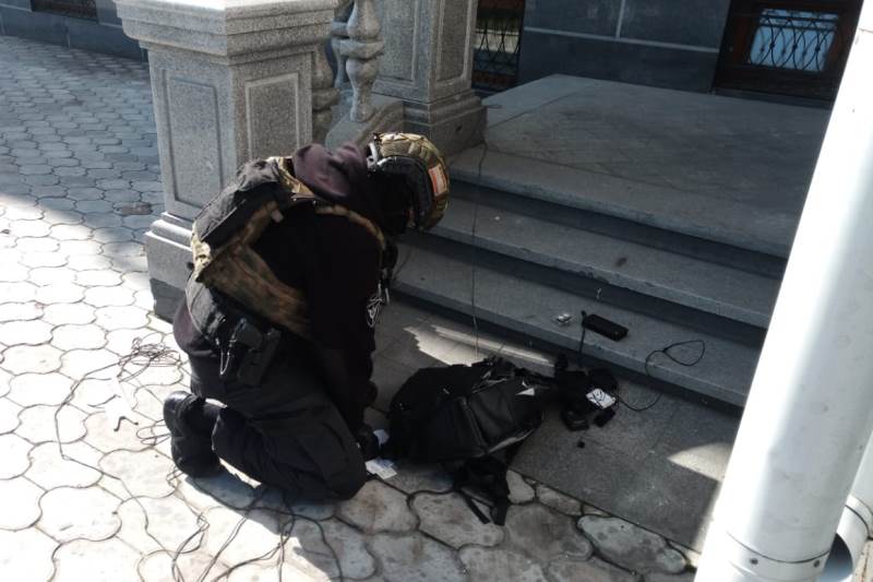 Фото Жителей Улан-Удэ напугала сумка с аксессуарами для цифровой техники