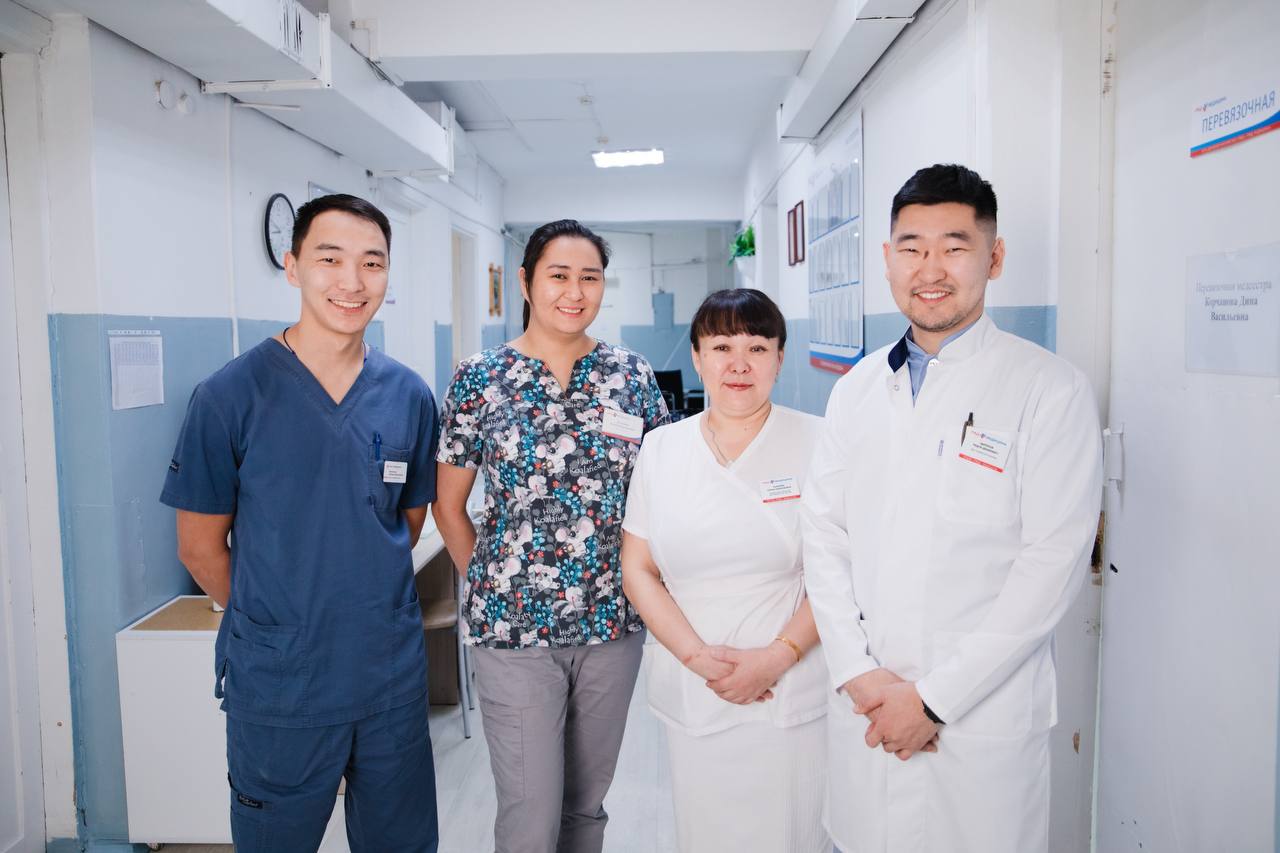 Фото Бурятские травматологи восстановили бойцу подвижность пальцев